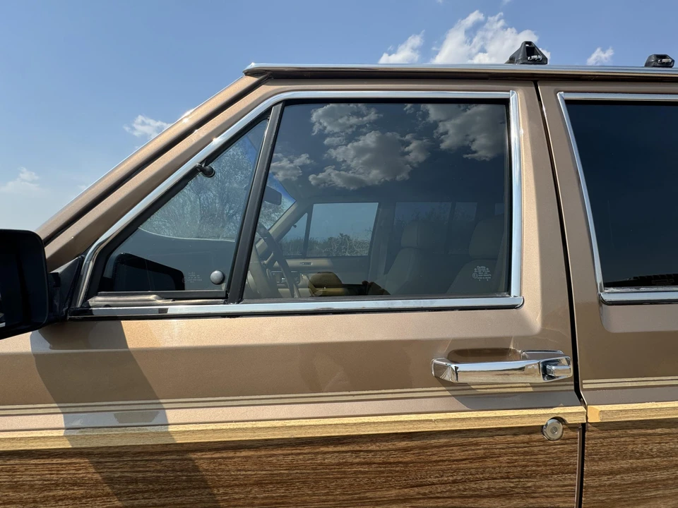 1988 Jeep XJ Wagoneer - Image 30 of 31