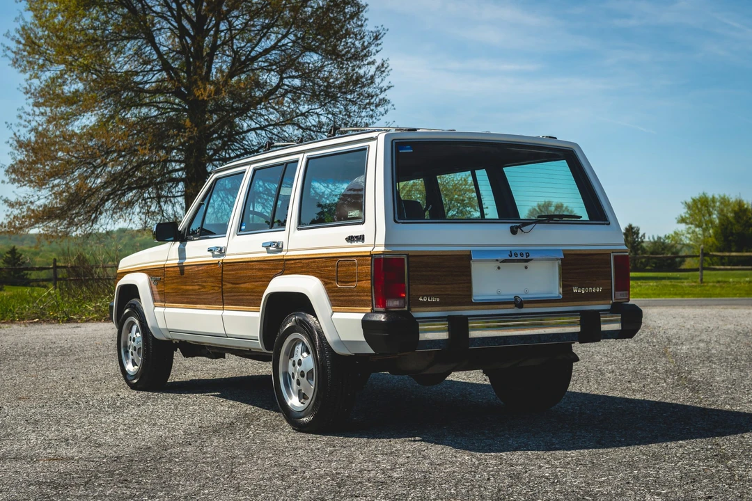 1988 Jeep XJ Wagoneer - Image 19 of 31