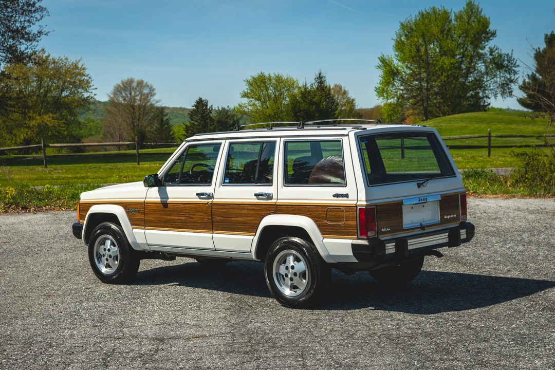 1988 Jeep XJ Wagoneer - Image 15 of 31