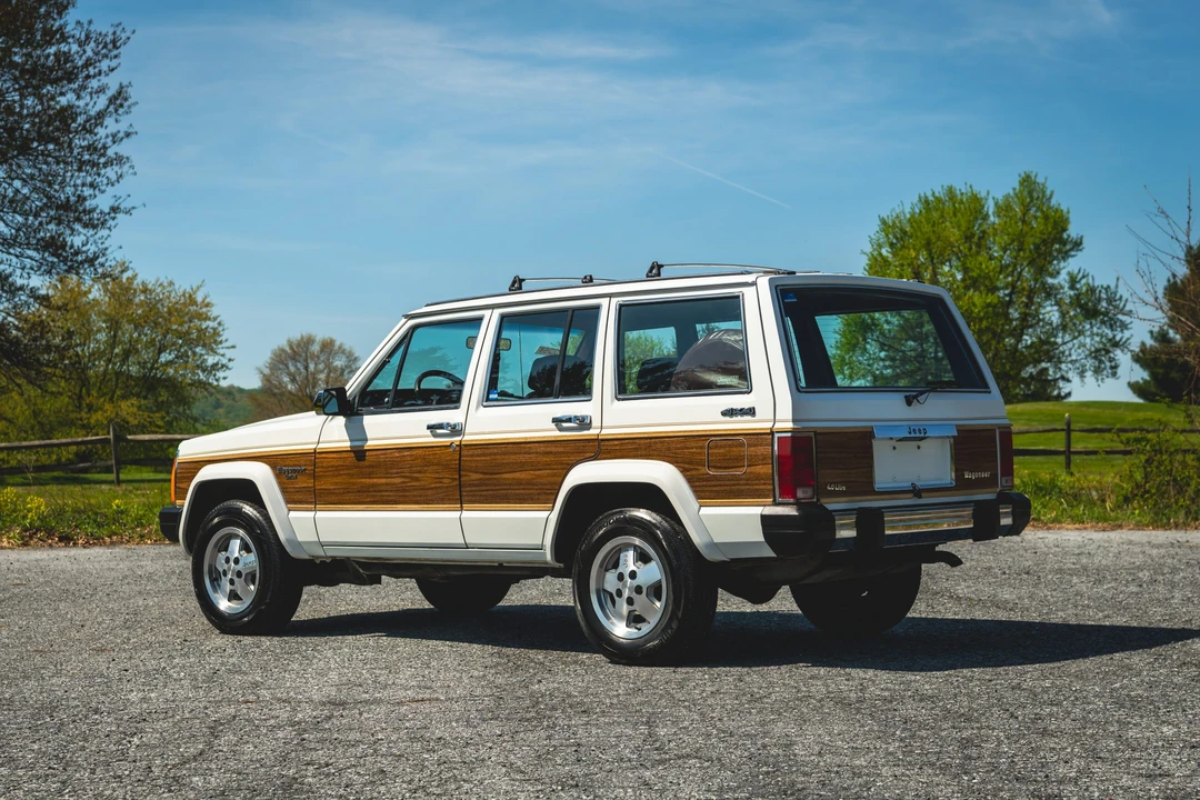 1988 Jeep XJ Wagoneer - Image 17 of 31