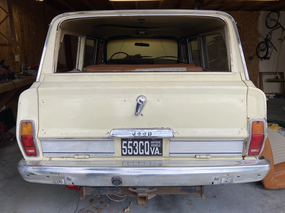 1988 Jeep SJ Wagoneer - Image 8 of 23