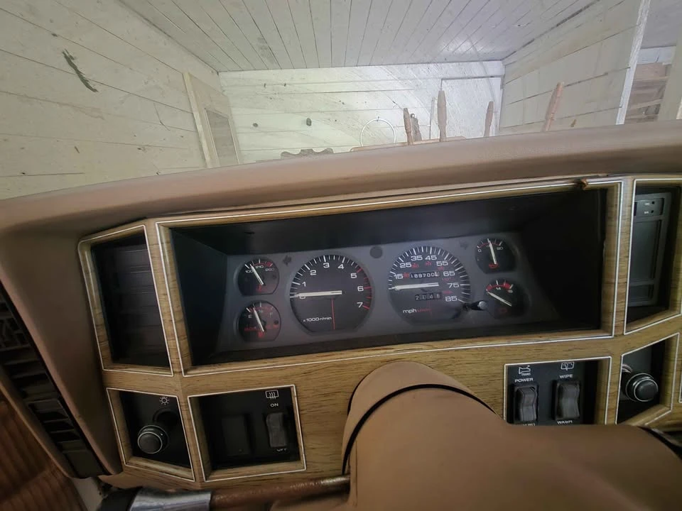 1988 Jeep SJ Wagoneer - Image 8 of 13