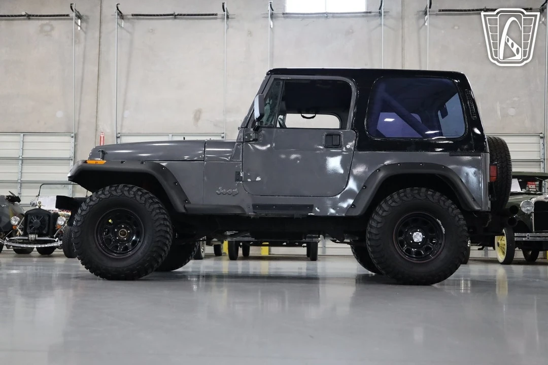 1988 Jeep YJ Wrangler - Image 9 of 12