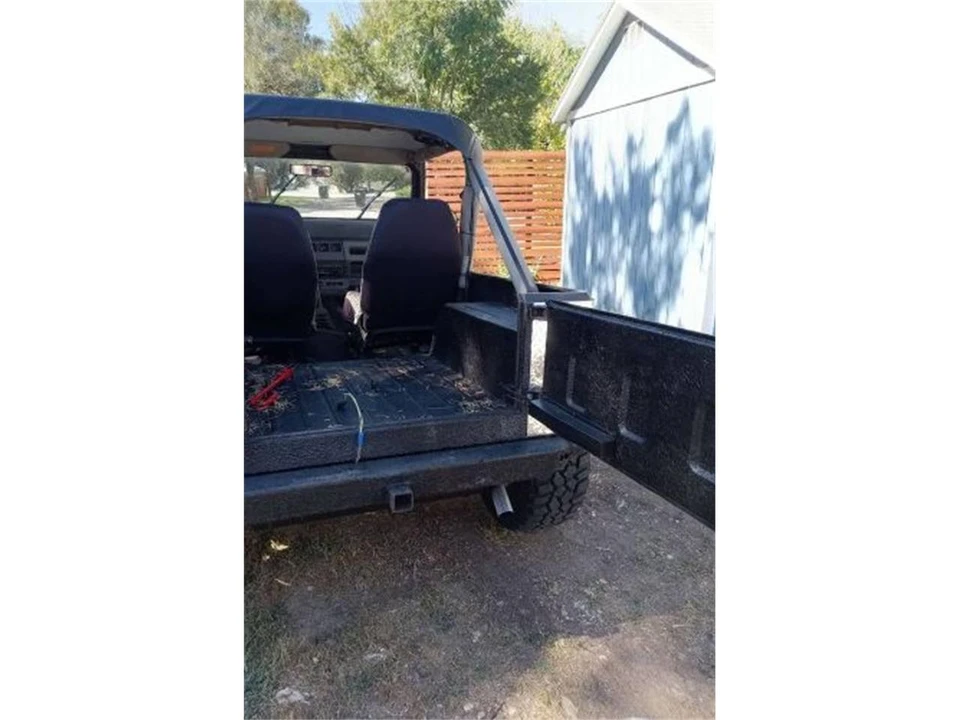 1988 Jeep YJ Wrangler - Image 15 of 25