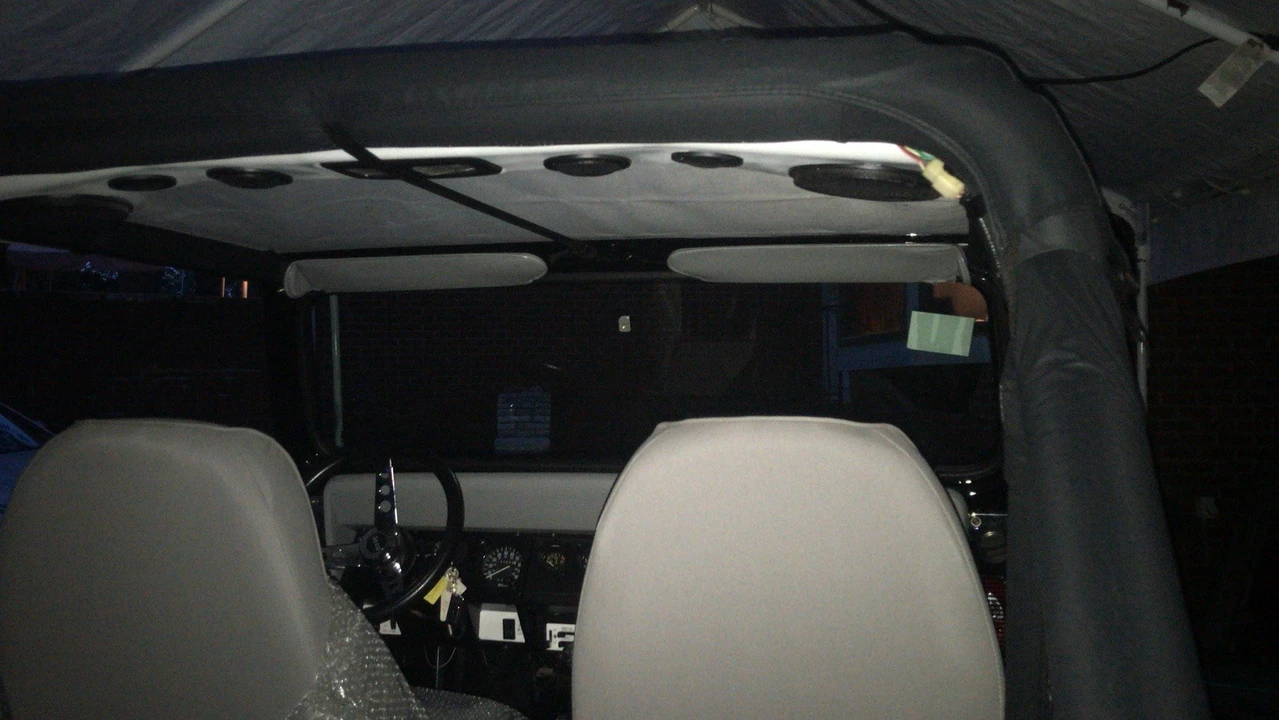 1988 Jeep YJ Wrangler - Image 10 of 11
