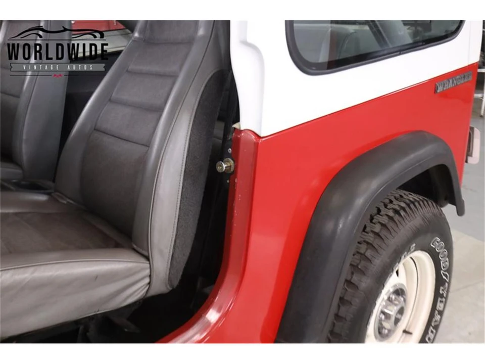 1988 Jeep YJ Wrangler - Image 25 of 31