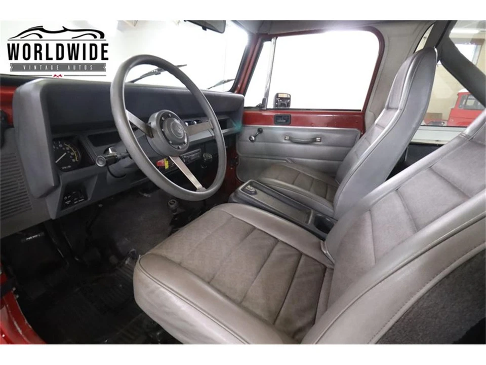 1988 Jeep YJ Wrangler - Image 28 of 31