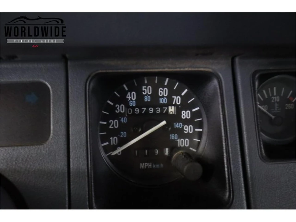 1988 Jeep YJ Wrangler - Image 29 of 31