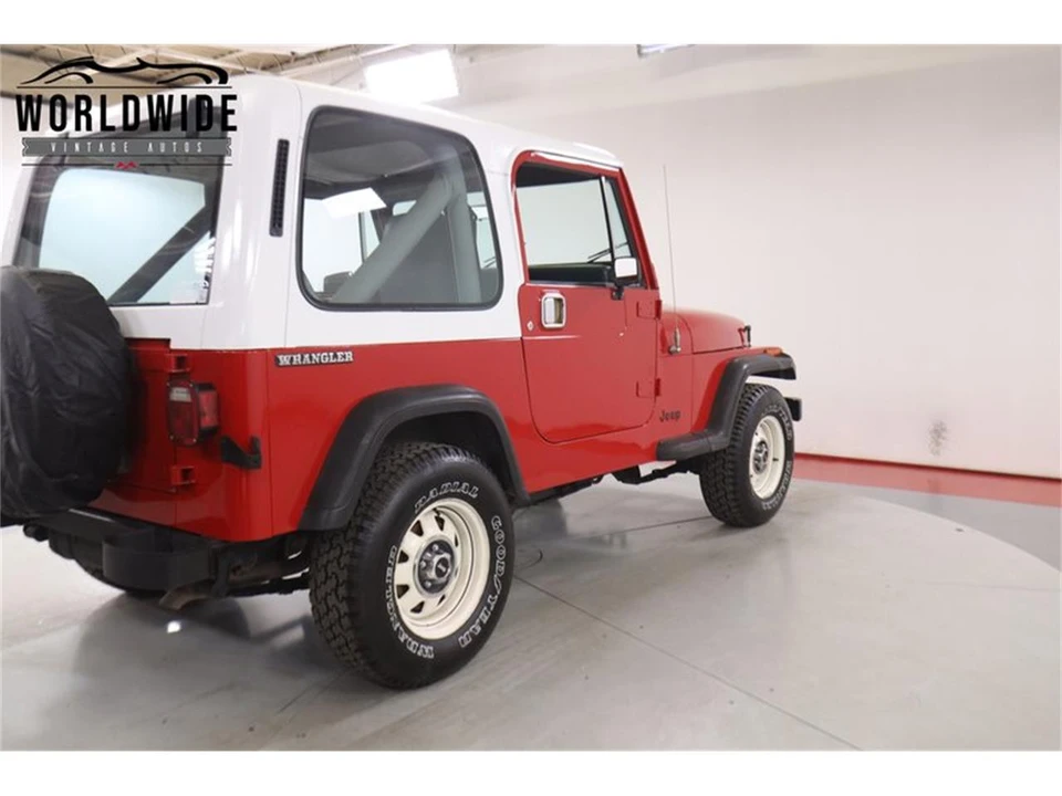 1988 Jeep YJ Wrangler - Image 23 of 31