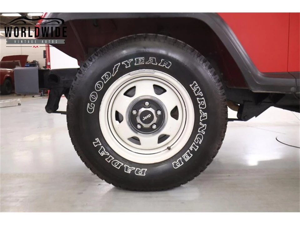 1988 Jeep YJ Wrangler - Image 12 of 31