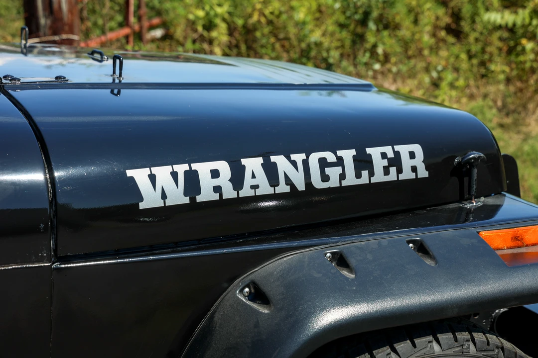 1988 Jeep YJ Wrangler - Image 23 of 31
