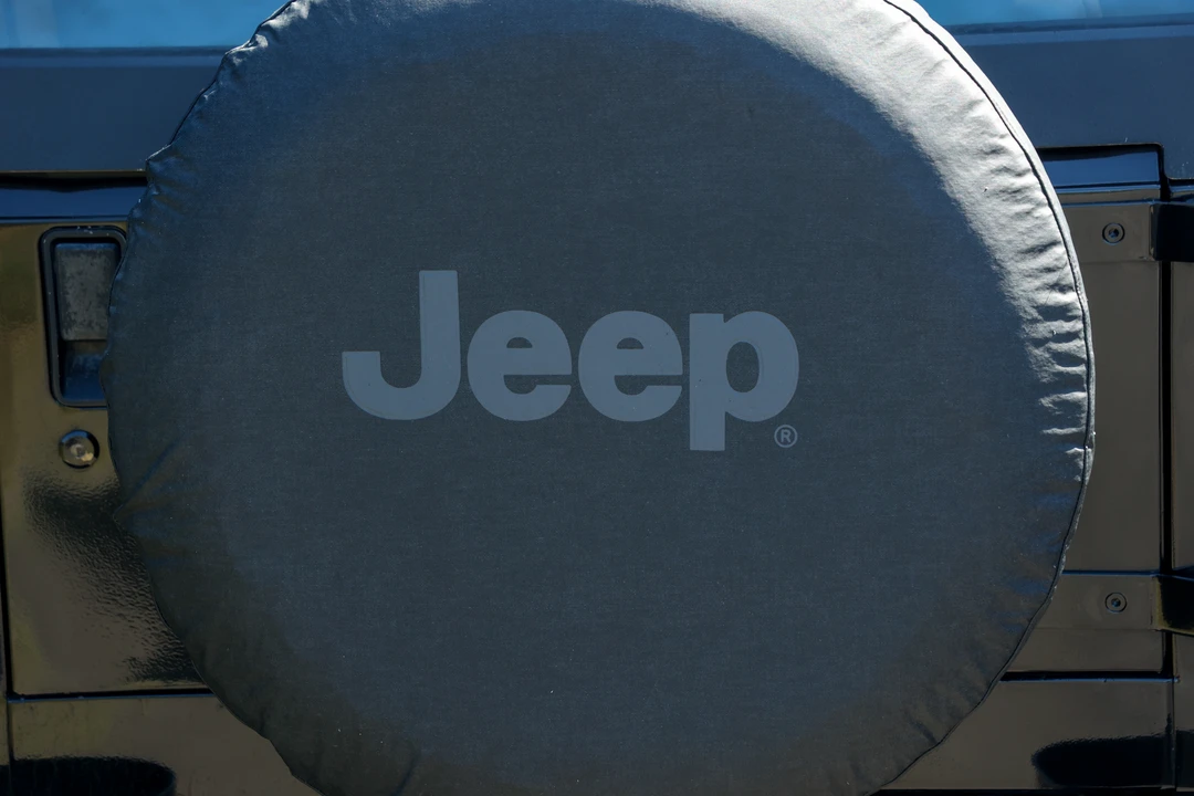 1988 Jeep YJ Wrangler - Image 13 of 31