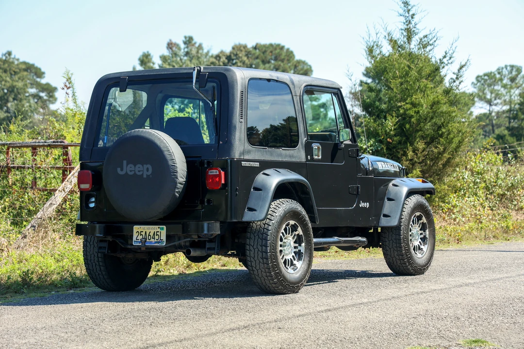 1988 Jeep YJ Wrangler - Image 5 of 31