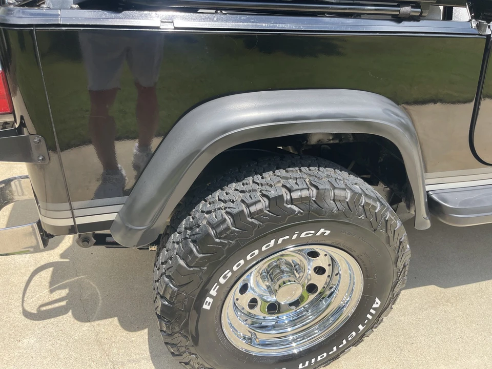 1988 Jeep YJ Wrangler - Image 25 of 31