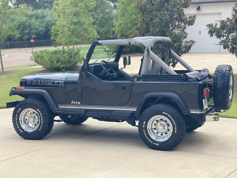 1988 Jeep YJ Wrangler - Image 8 of 31