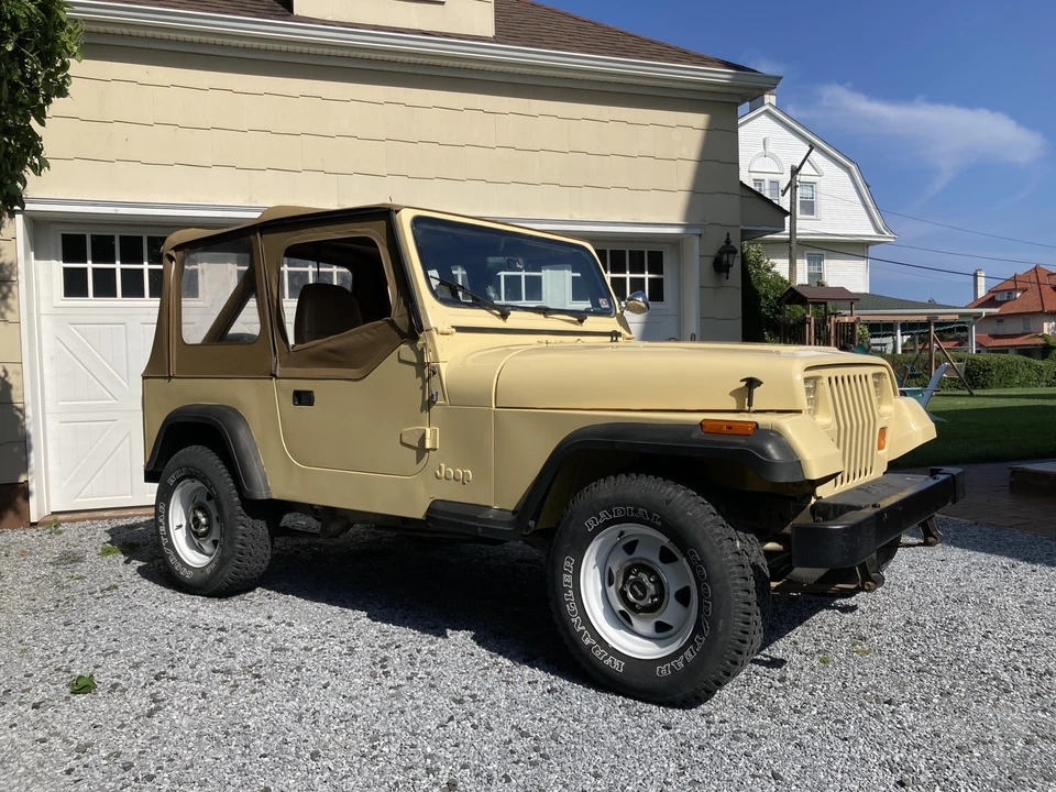 1988 Jeep YJ Wrangler - Image 23 of 31