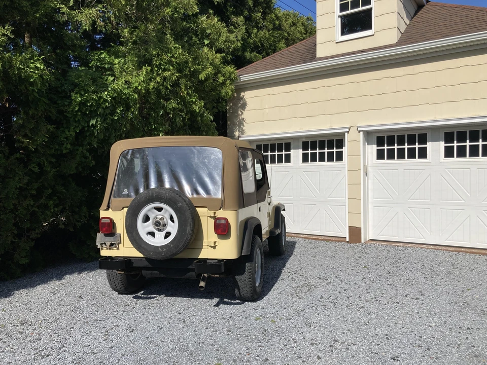1988 Jeep YJ Wrangler - Image 14 of 31