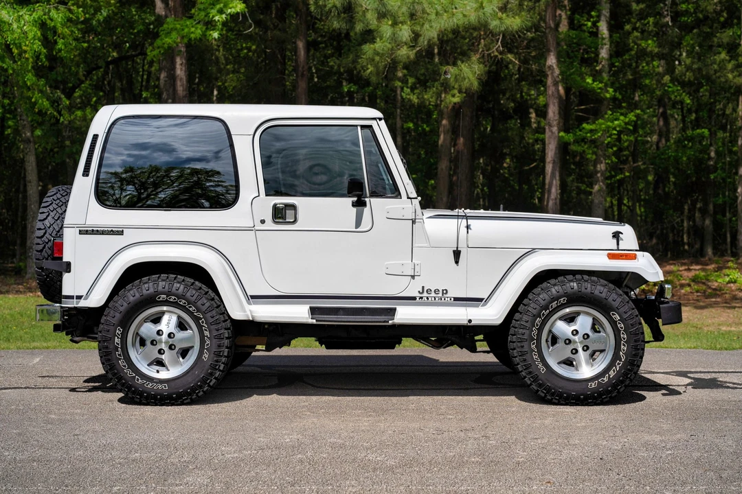 1988 Jeep YJ Wrangler - Image 7 of 31