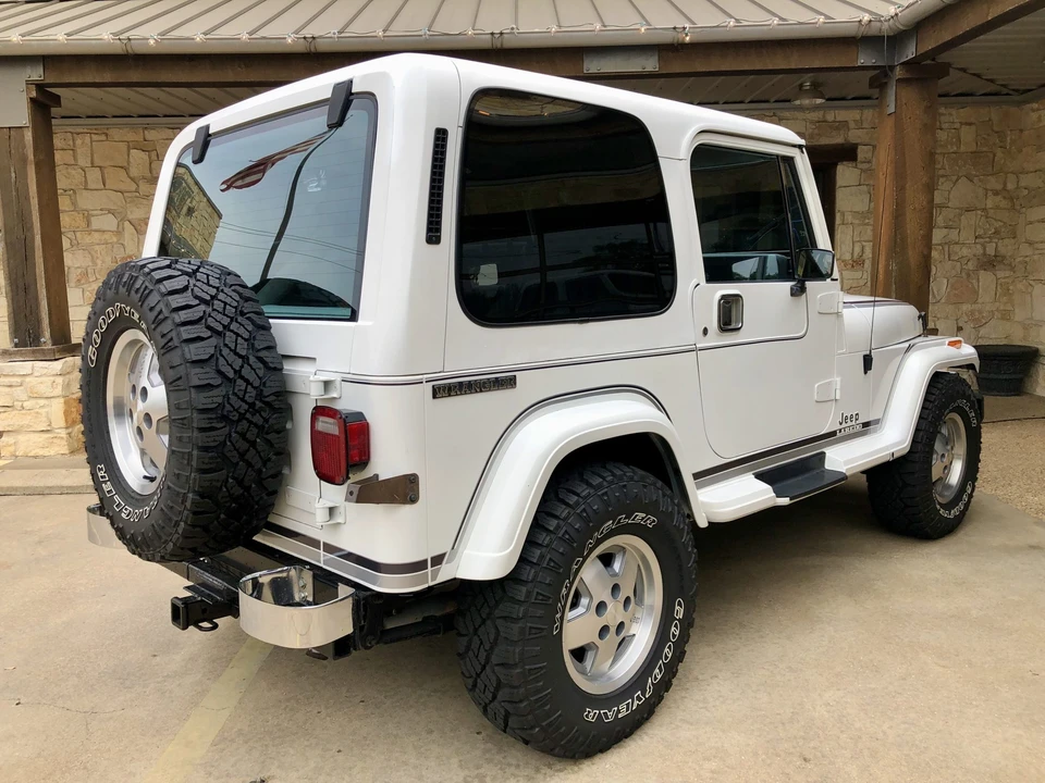 1988 Jeep YJ Wrangler - Image 16 of 31
