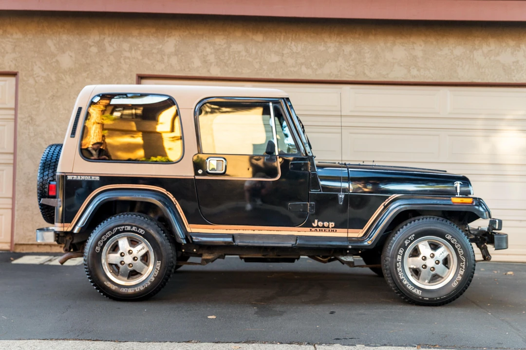 1988 Jeep YJ Wrangler - Image 11 of 31