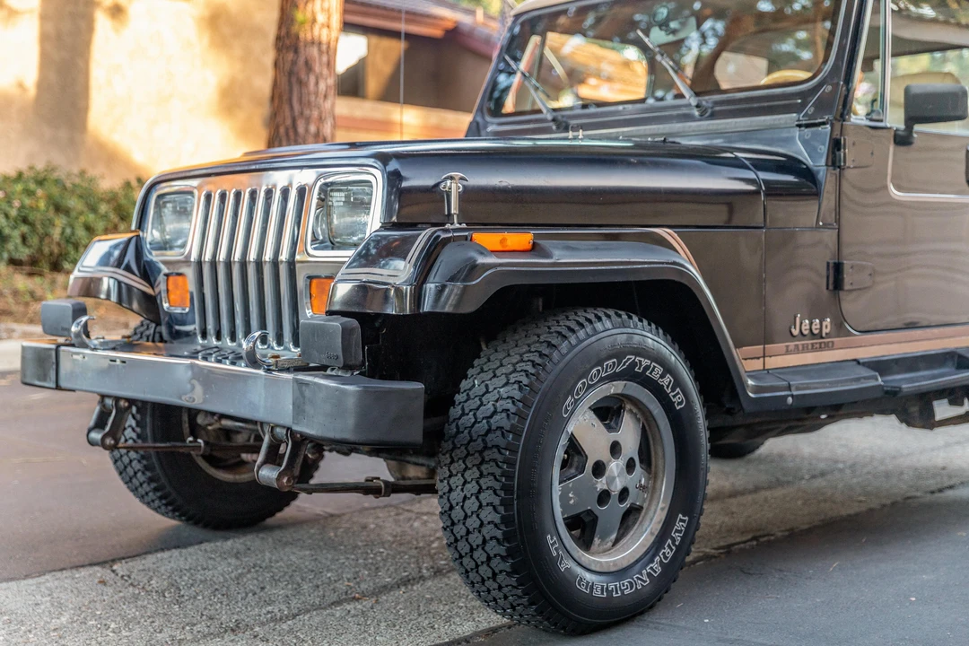 1988 Jeep YJ Wrangler - Image 17 of 31