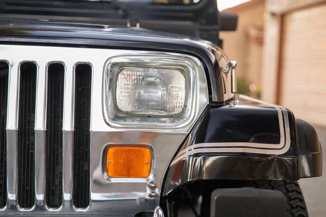1988 Jeep YJ Wrangler - Image 15 of 31