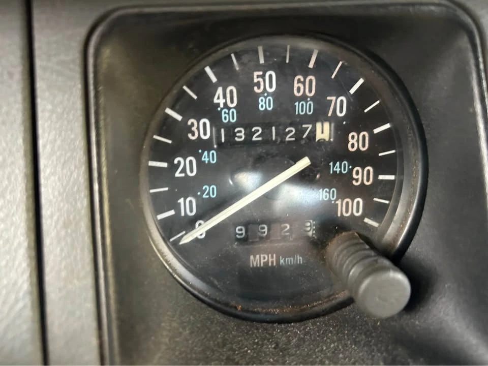 1988 Jeep YJ Wrangler - Image 10 of 10