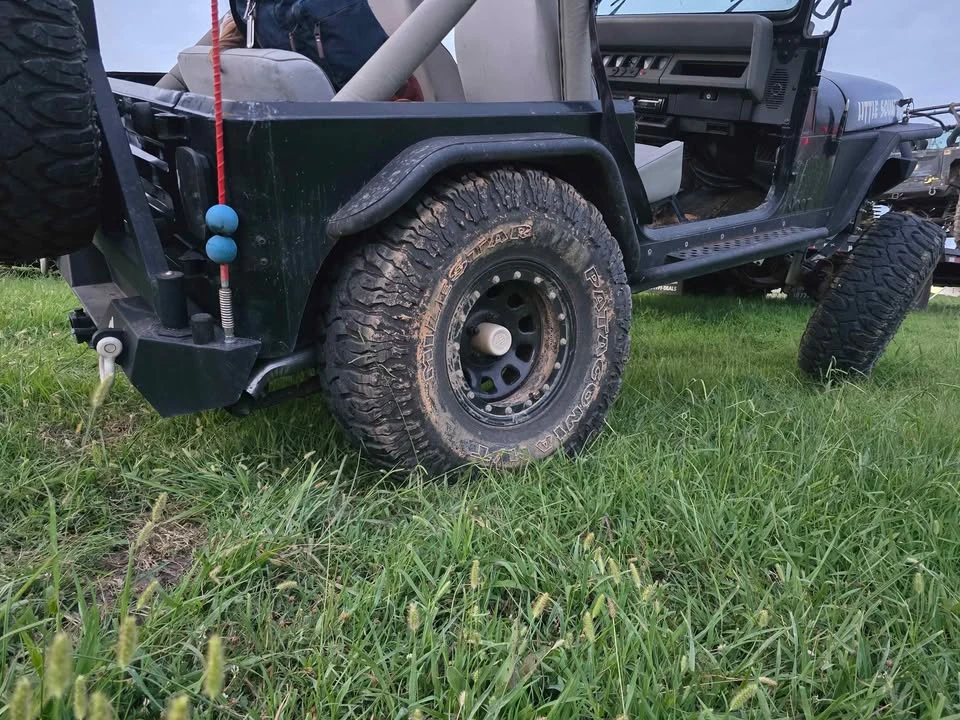 1988 Jeep YJ Wrangler - Image 9 of 9
