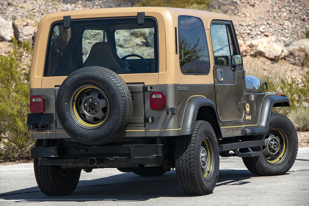 1988 Jeep YJ Wrangler - Image 17 of 31