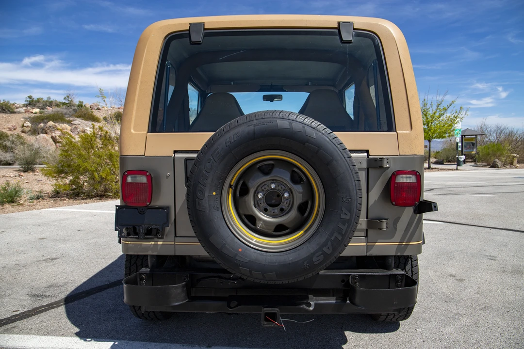 1988 Jeep YJ Wrangler - Image 14 of 31