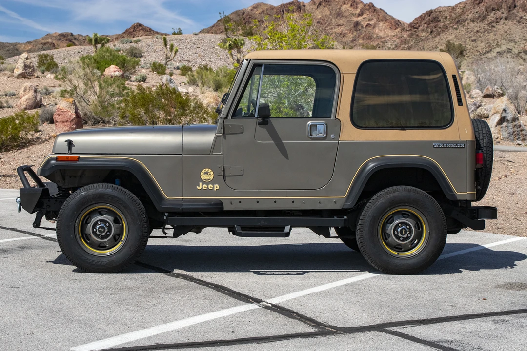 1988 Jeep YJ Wrangler - Image 8 of 31