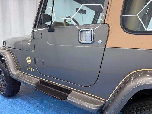1988 Jeep YJ Wrangler - Image 9 of 31