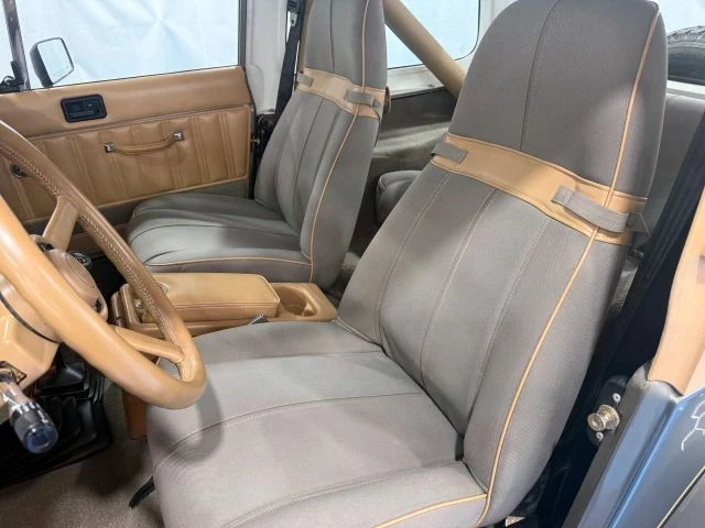 1988 Jeep YJ Wrangler - Image 21 of 31