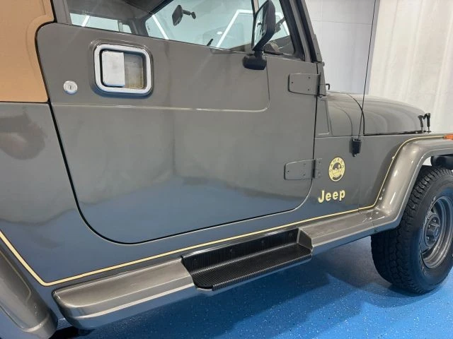1988 Jeep YJ Wrangler - Image 6 of 31
