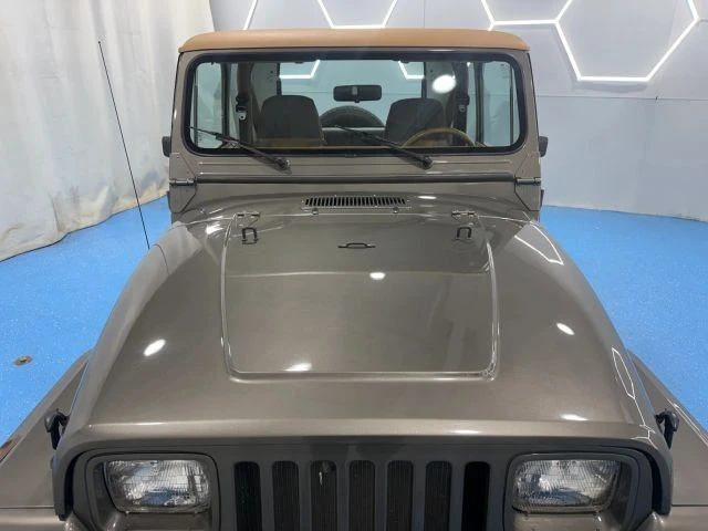 1988 Jeep YJ Wrangler - Image 12 of 31