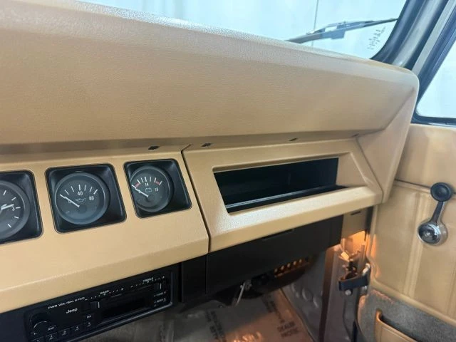 1988 Jeep YJ Wrangler - Image 28 of 31
