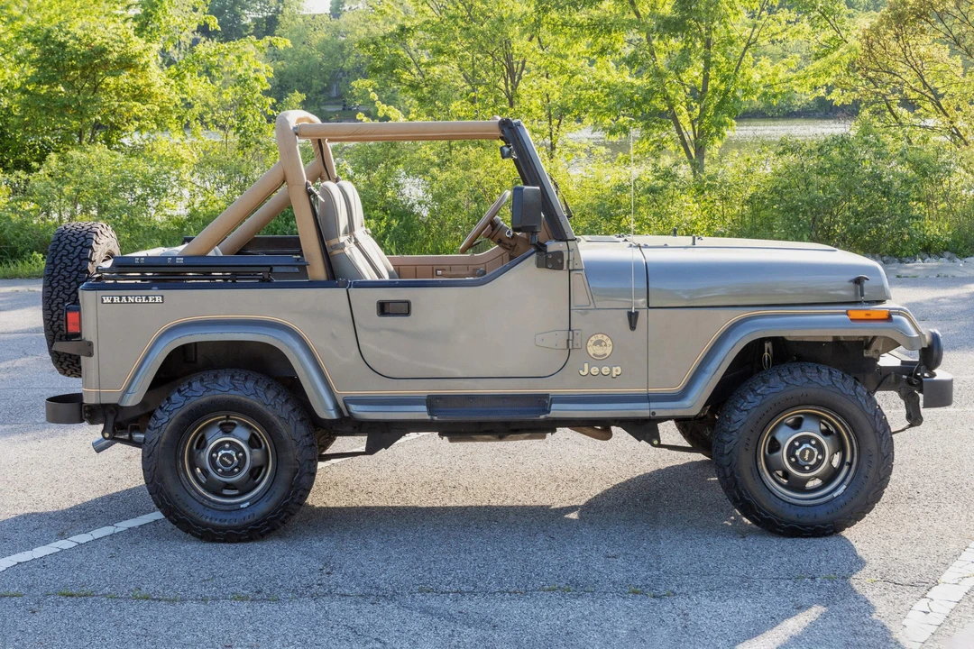 1988 Jeep YJ Wrangler - Image 9 of 31