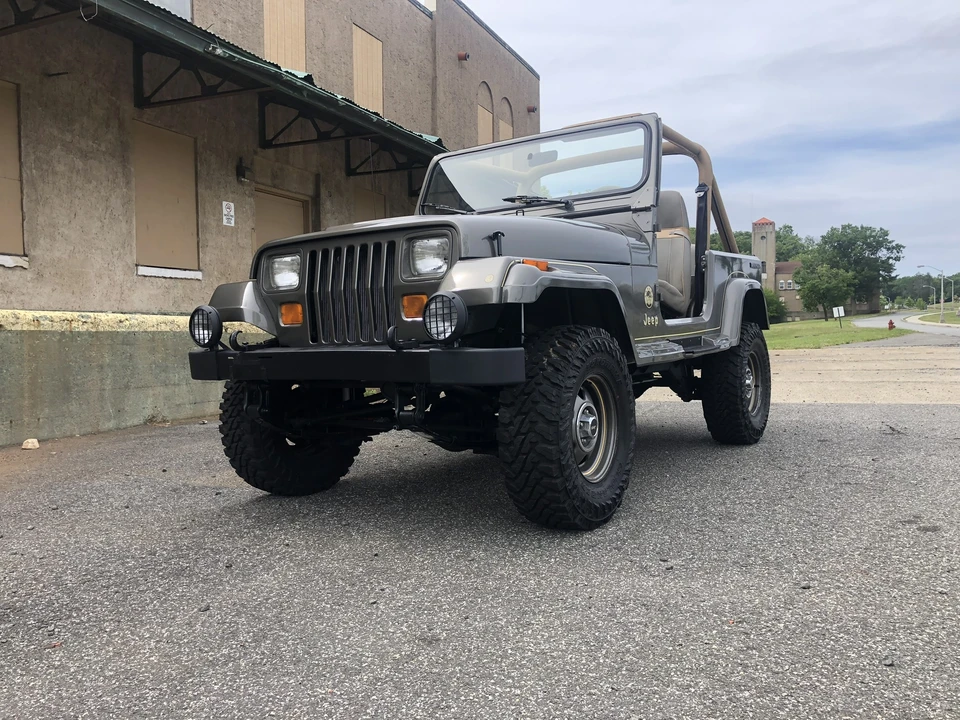 1988 Jeep YJ Wrangler - Image 4 of 31