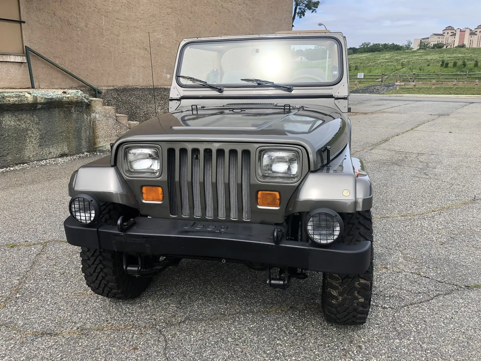 1988 Jeep YJ Wrangler - Image 2 of 31