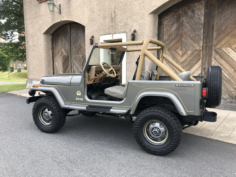 1988 Jeep YJ Wrangler - Image 22 of 31