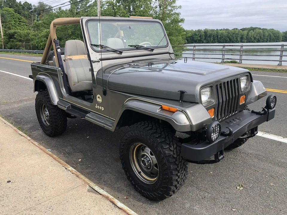 1988 Jeep YJ Wrangler - Image 26 of 31