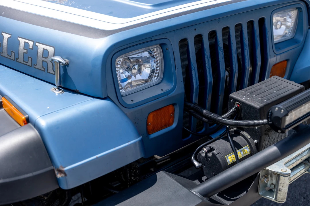 1988 Jeep YJ Wrangler - Image 23 of 31