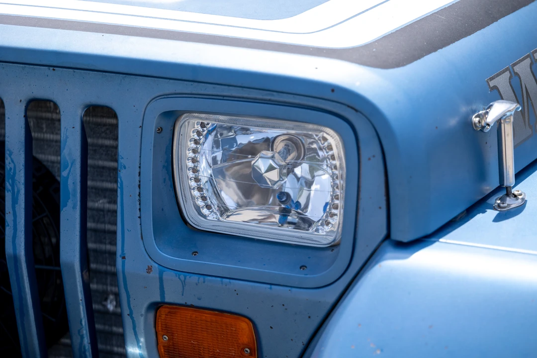 1988 Jeep YJ Wrangler - Image 15 of 31