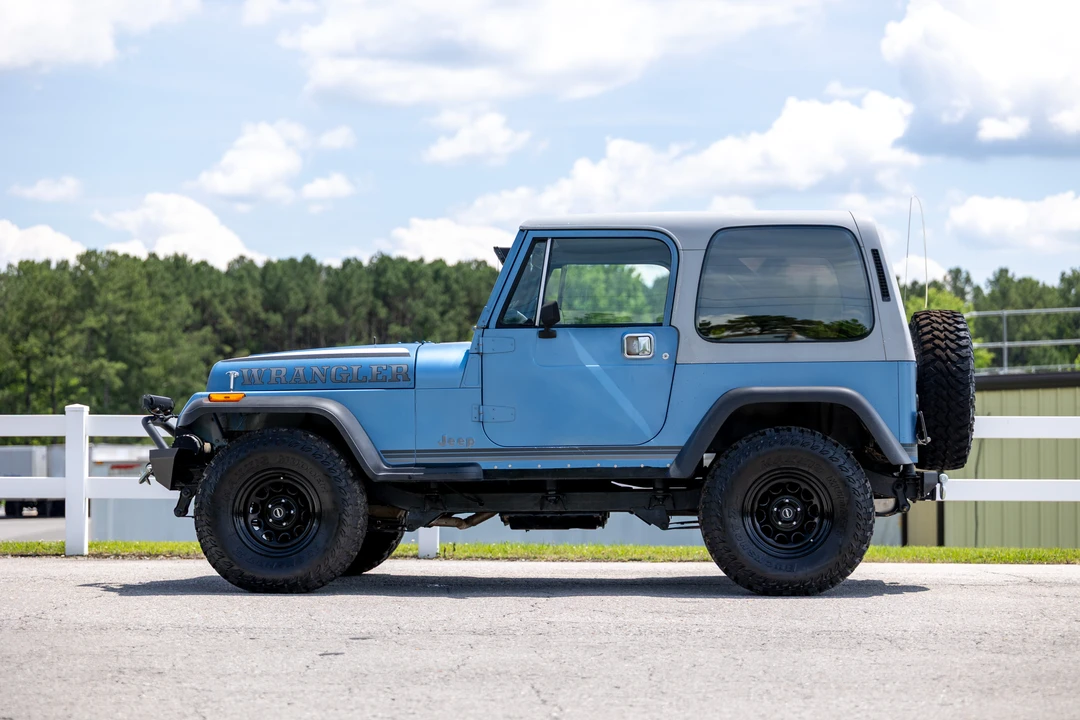 1988 Jeep YJ Wrangler - Image 8 of 31