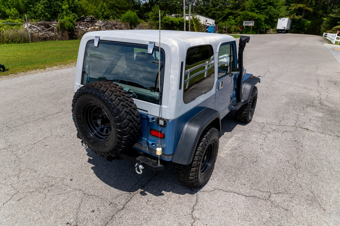 1988 Jeep YJ Wrangler - Image 11 of 31