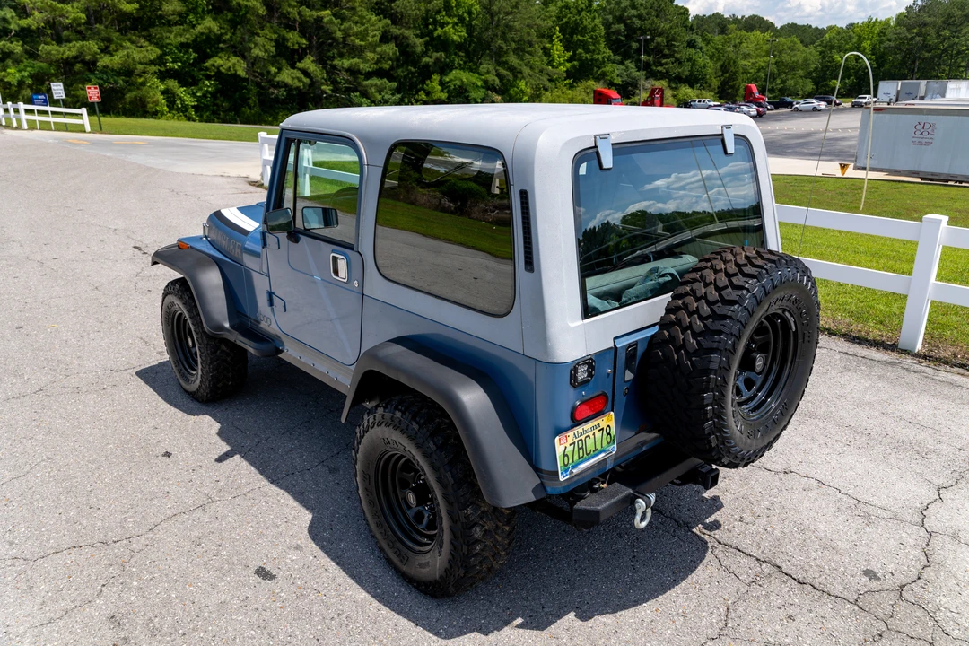 1988 Jeep YJ Wrangler - Image 12 of 31