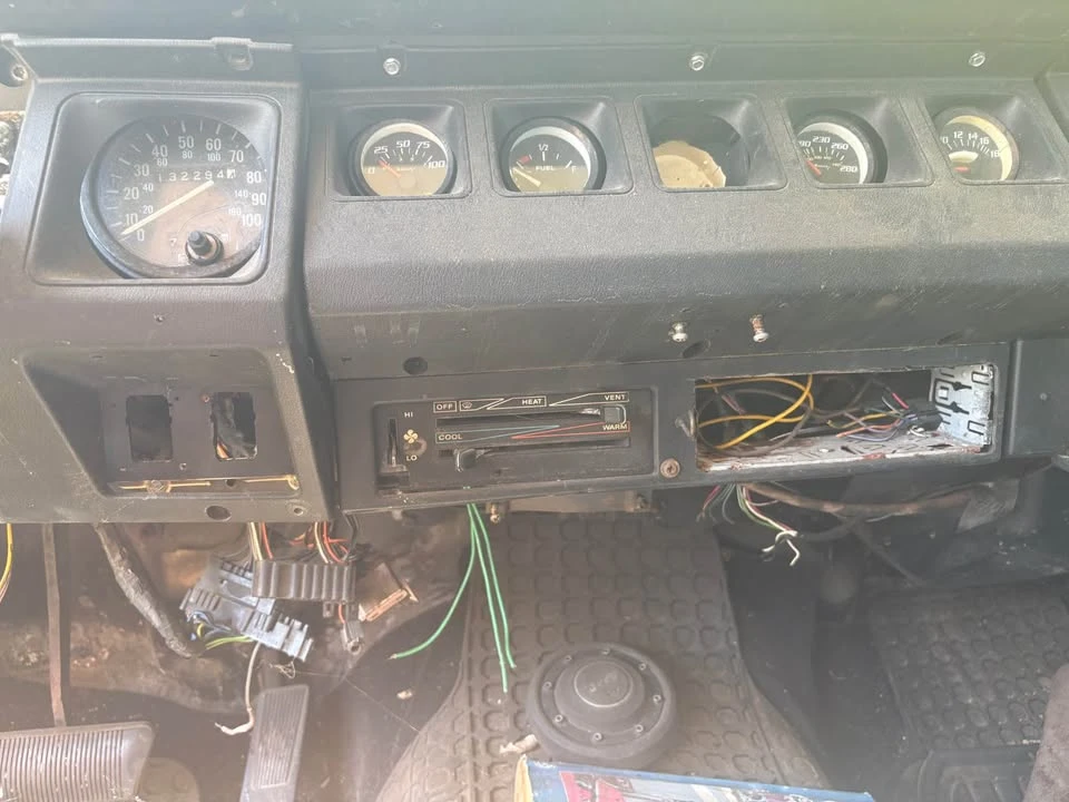 1988 Jeep YJ Wrangler - Image 11 of 15