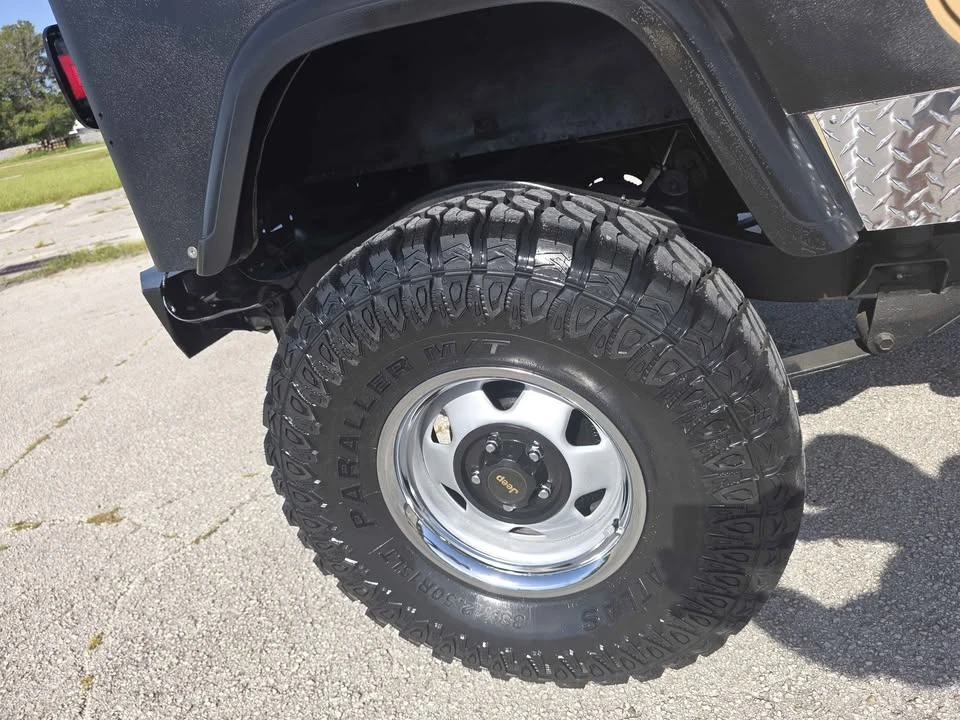 1988 Jeep YJ Wrangler - Image 11 of 18