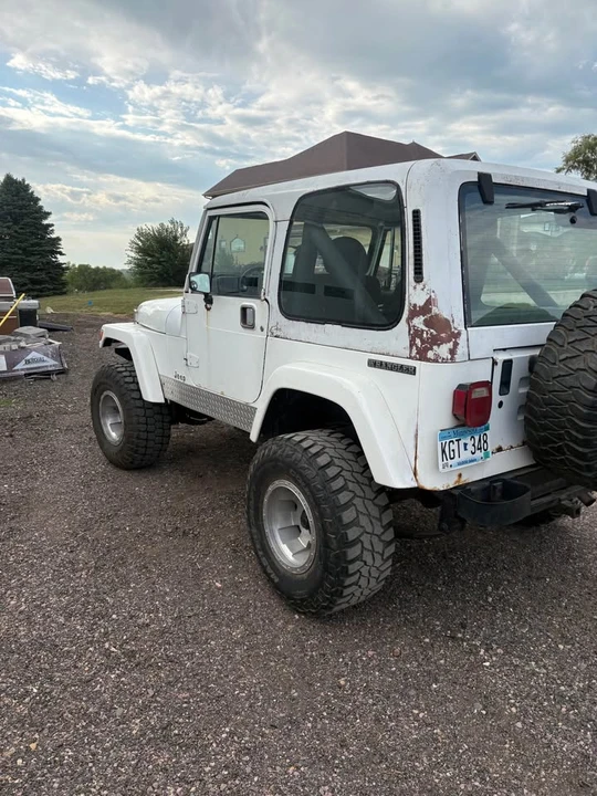 1988 Jeep YJ Wrangler - Image 5 of 9