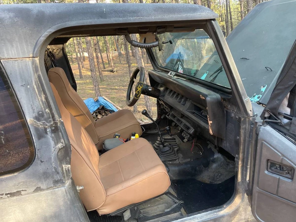 1988 Jeep YJ Wrangler - Image 4 of 4